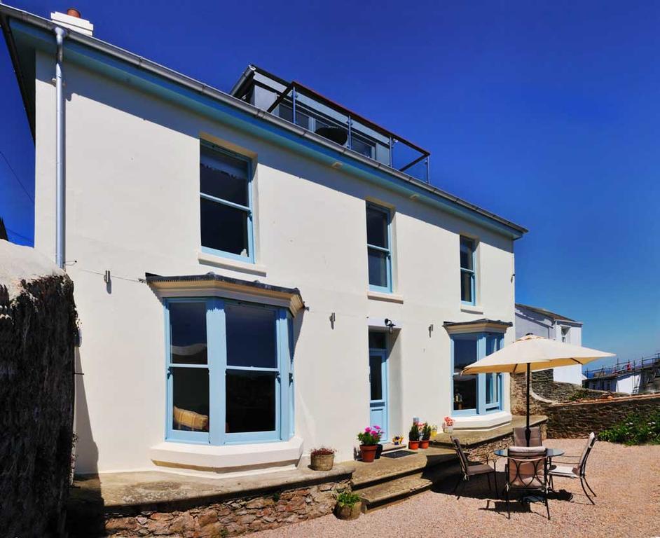Beacon House 3* Brixham