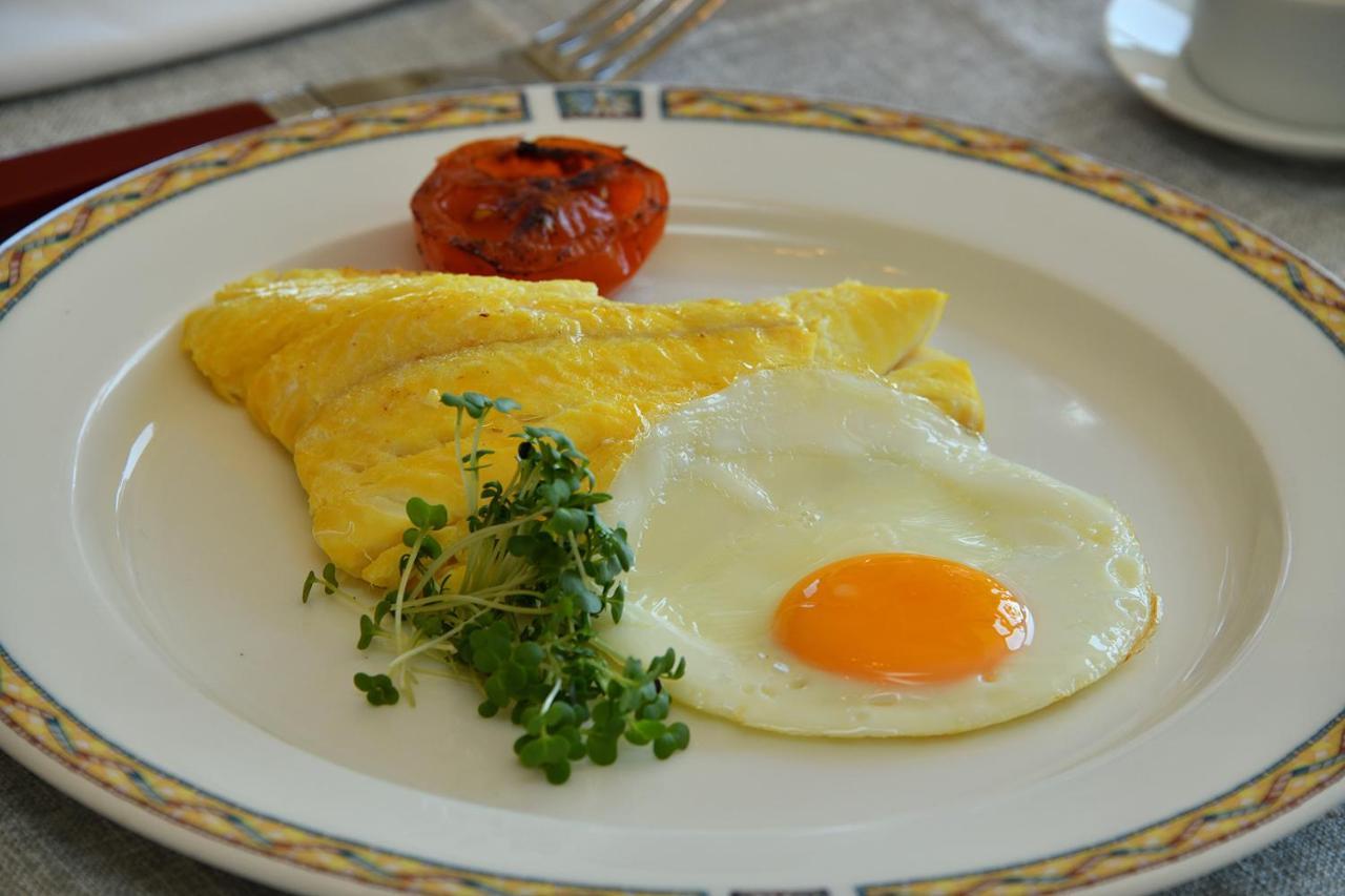 Beacon House 3* Brixham